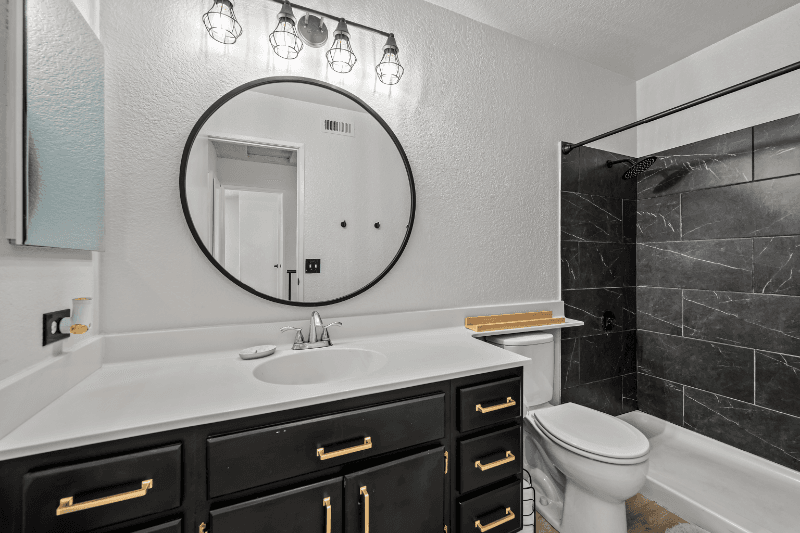 Escondido House: 1298 Rachel Circle
