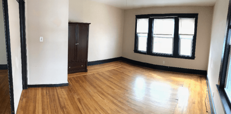 Webster Apartment: 2 North Main St, #1L