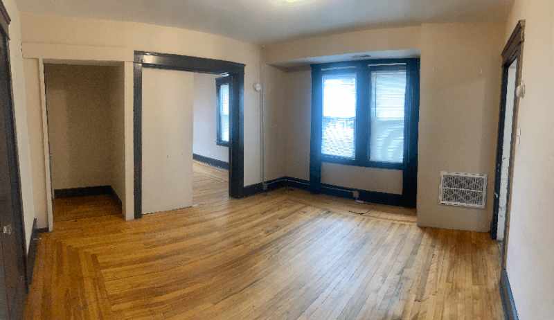 Webster Apartment: 2 North Main St, #1L