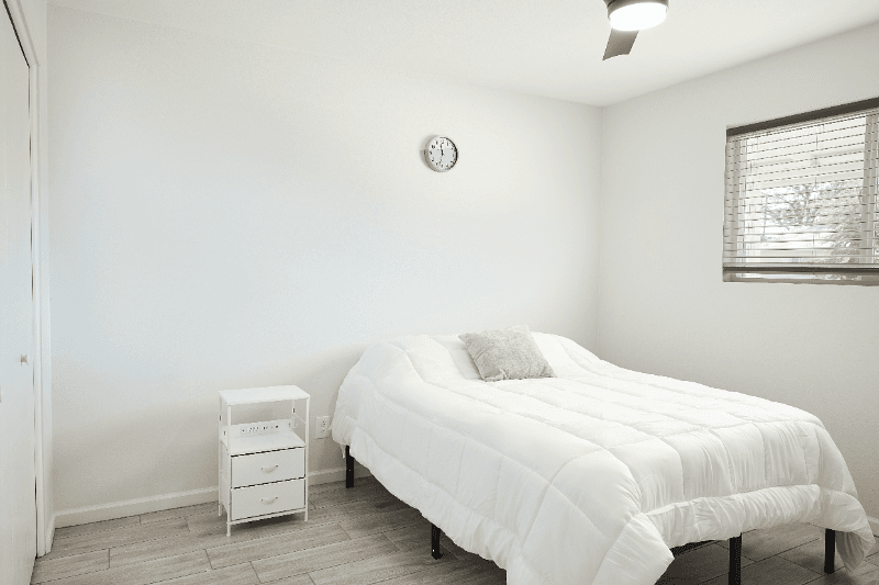 Tempe Single Room: 1630 E 12th St