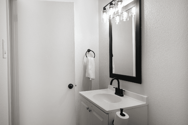 Tempe Single Room: 1630 E 12th St