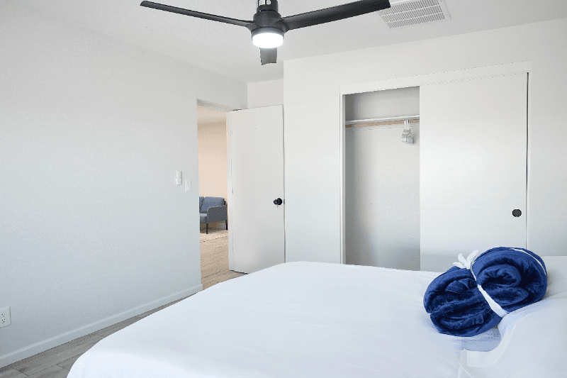 Tempe Single Room: 1630 E 12th St