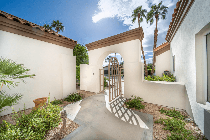 La Quinta House: 55935 Pinehurst