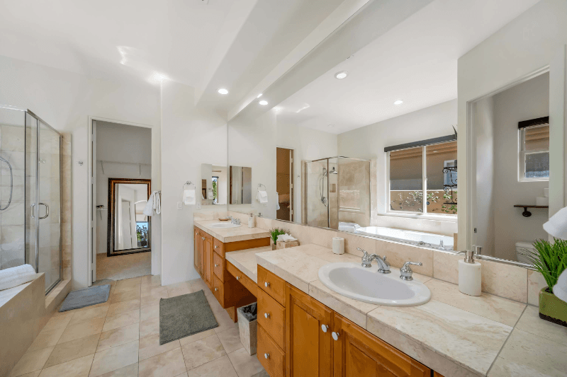 La Quinta House: 80305 Cedar Crest