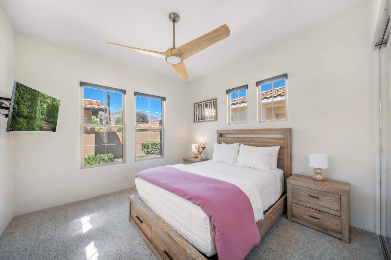La Quinta House: 80305 Cedar Crest