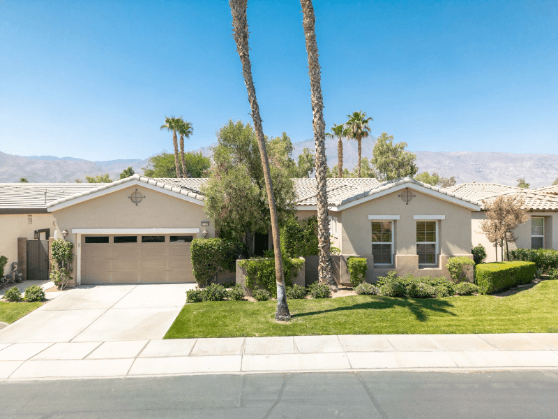 La Quinta House: 81955 Golden Star Way