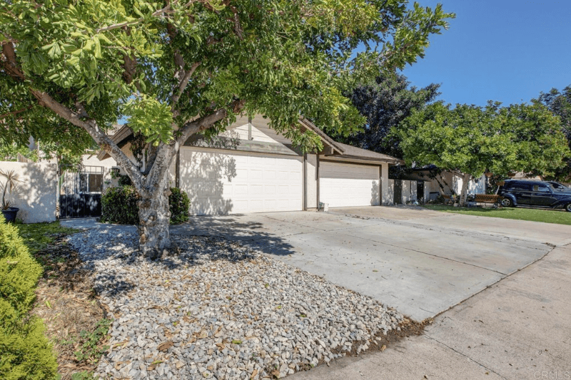 Orange Single Room: 3607 W Park Balboa Ave