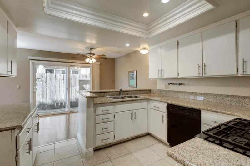 Orange Single Room: 3607 W Park Balboa Ave