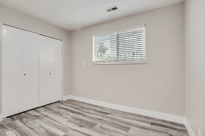 Murray Condo: 4371 S Fairbourne Ave