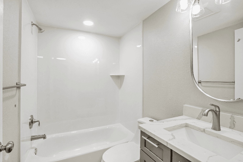 Murray Condo: 4371 S Fairbourne Ave