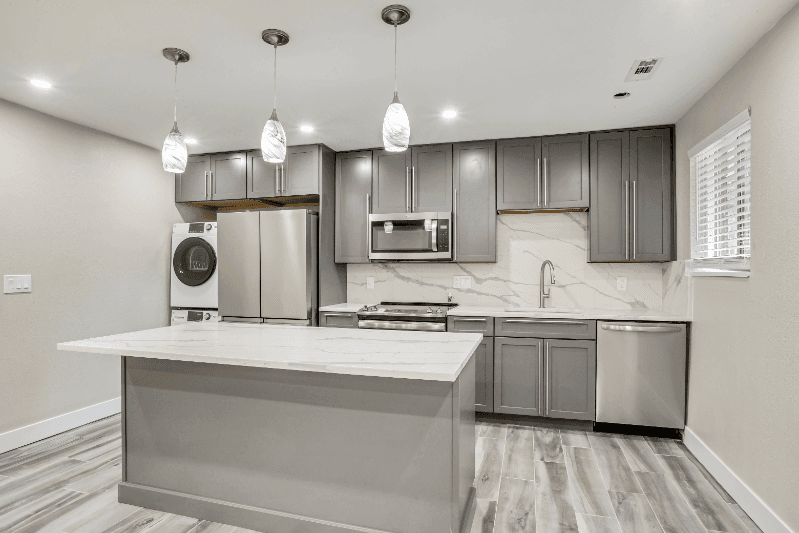 Murray Condo: 4371 S Fairbourne Ave