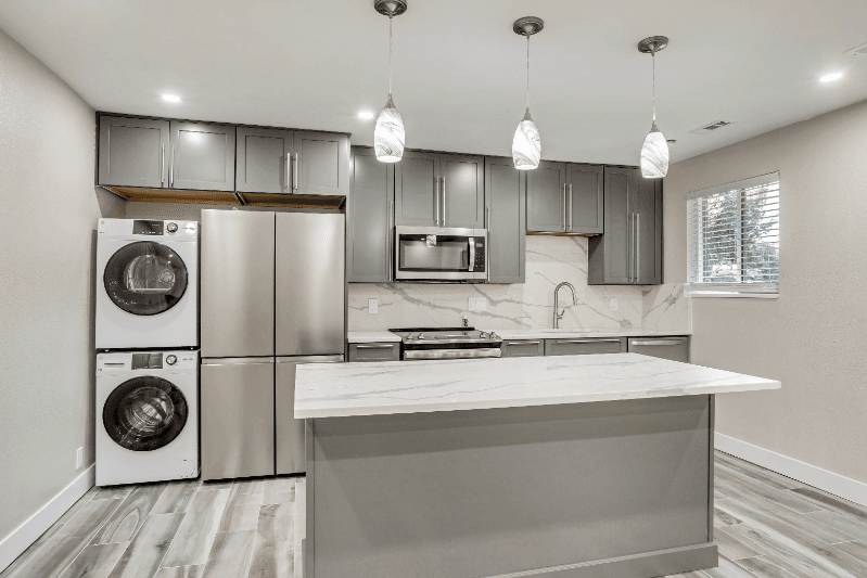 Murray Condo: 4371 S Fairbourne Ave