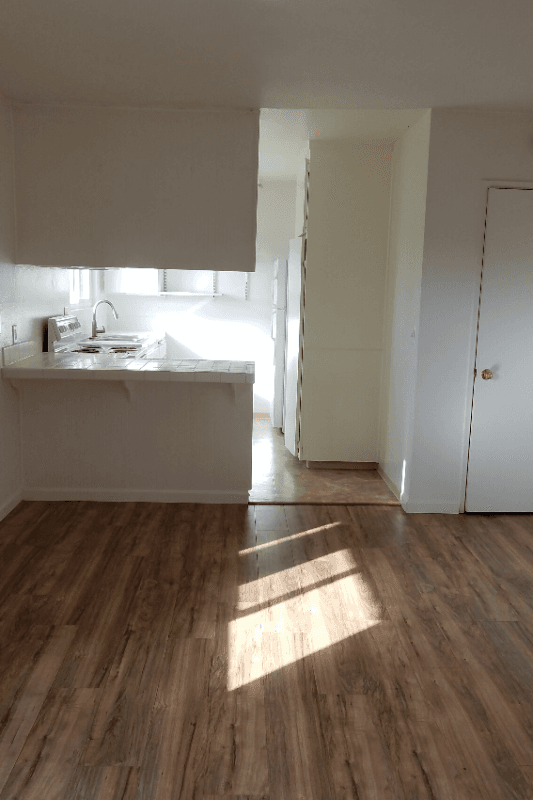 Lakeside Multiplex: 12608 Julian Ave