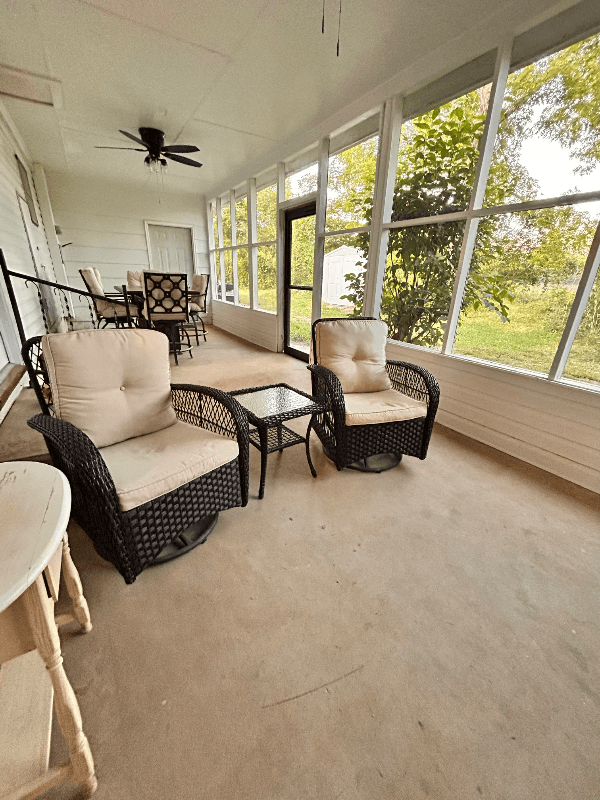 Franklin House: 1573 Leatherman Gap Rd