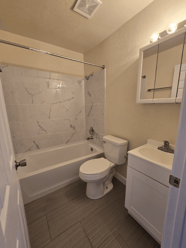 Petersburg Apartment: 1517 Halifax St