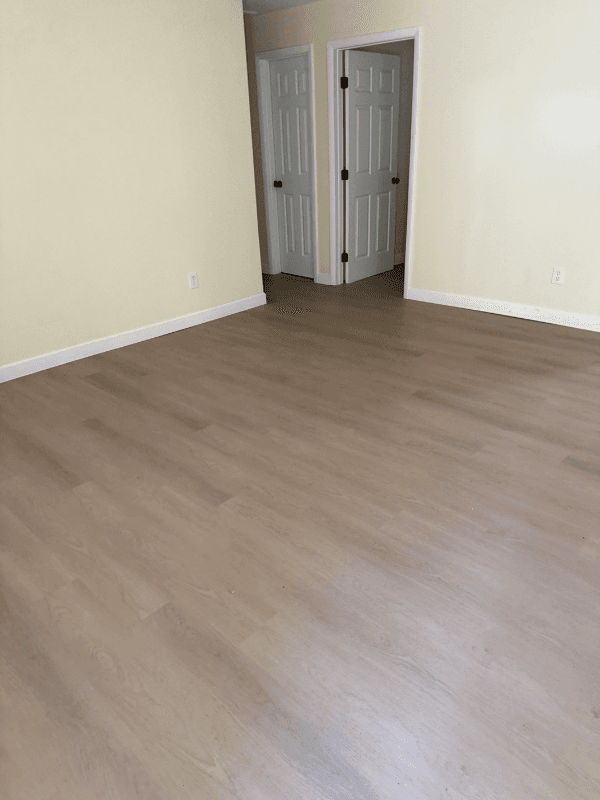 Lakeland Multiplex: 4127 grove pl
