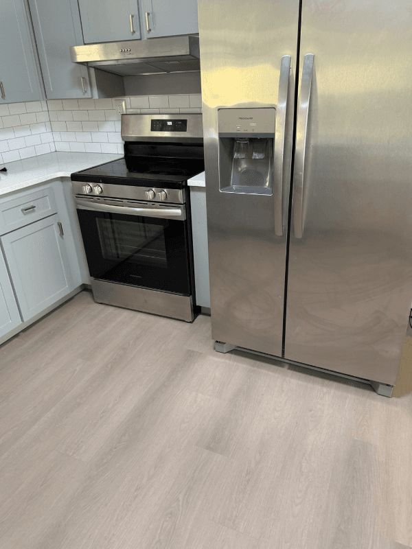 Lakeland Multiplex: 4127 grove pl