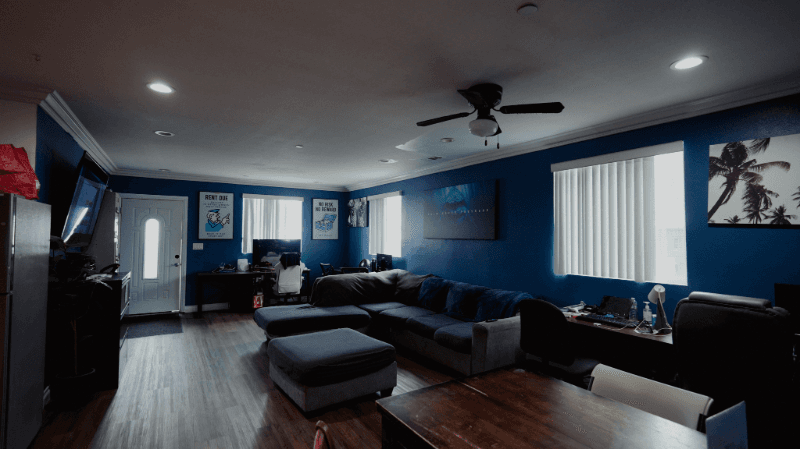 Los Angeles Single Room: 1447 E 25th street