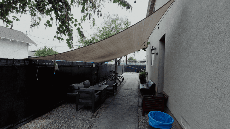 Los Angeles Single Room: 1447 E 25th street