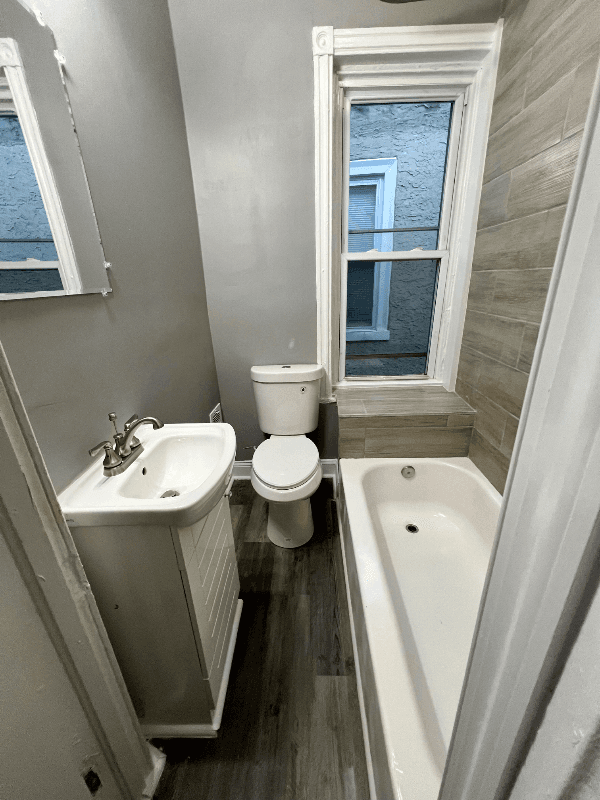 Philadelphia Townhome: 1941 n Stanley st