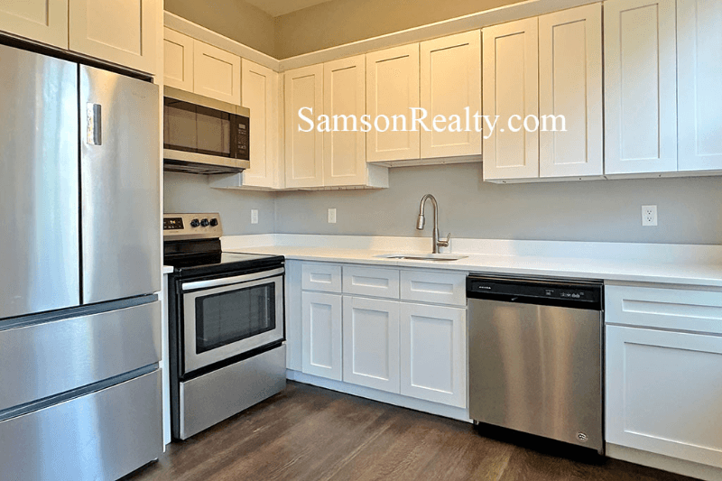 Providence Condo: 81 Lloyd Ave