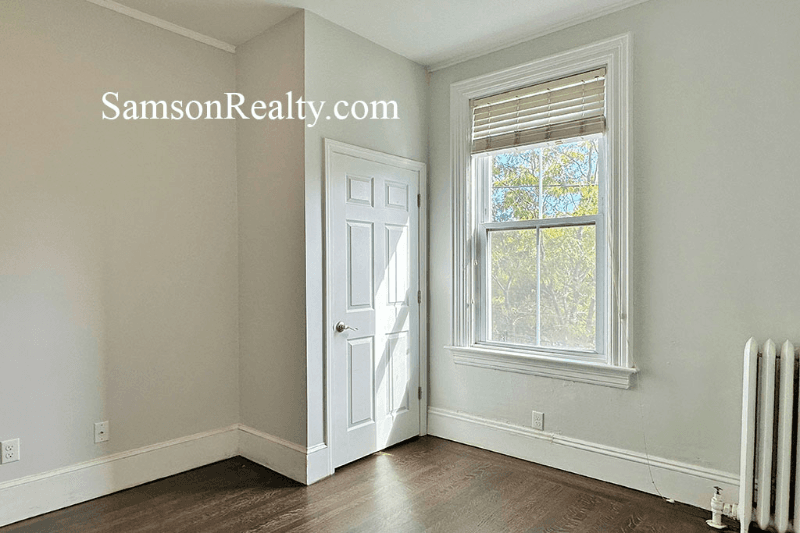 Providence Condo: 81 Lloyd Ave