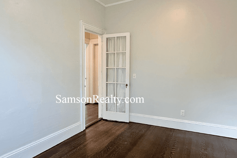 Providence Condo: 81 Lloyd Ave