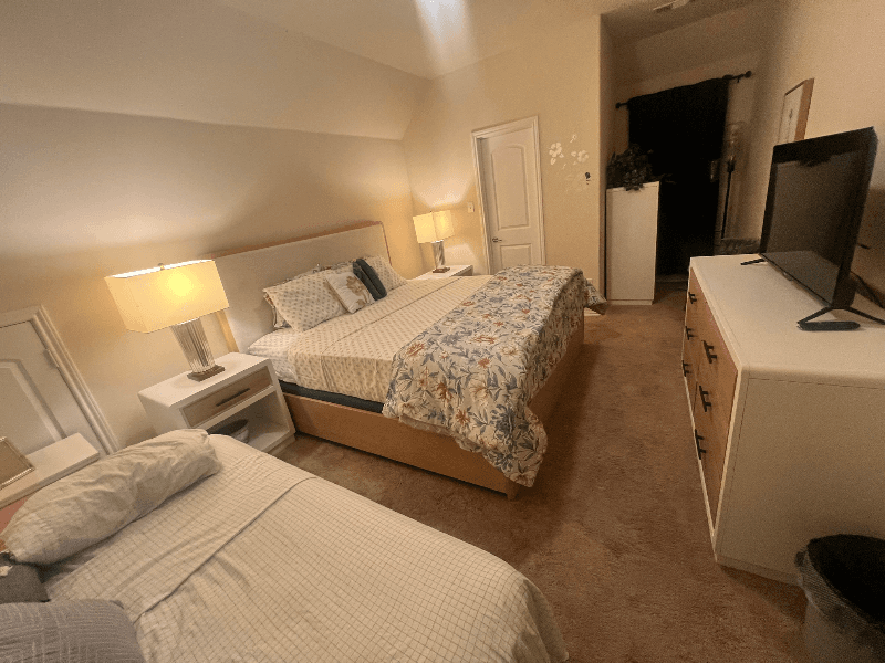 Allen House: 1415 Field dr
