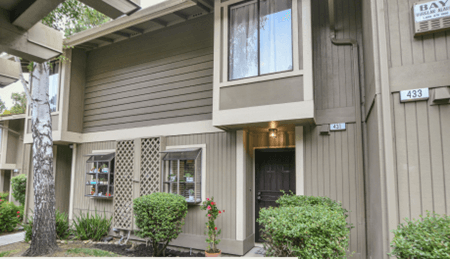 Martinez Condo: 431 Eastgate Lane