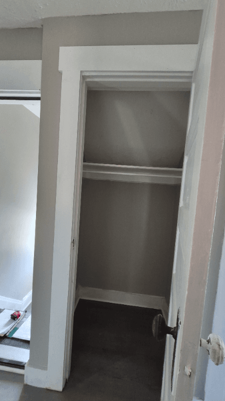Dayton Multiplex: 916 Riverview Terrace - Upper