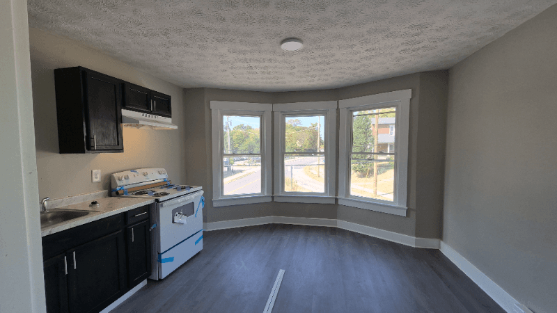 Dayton Multiplex: 916 Riverview Terrace - Upper