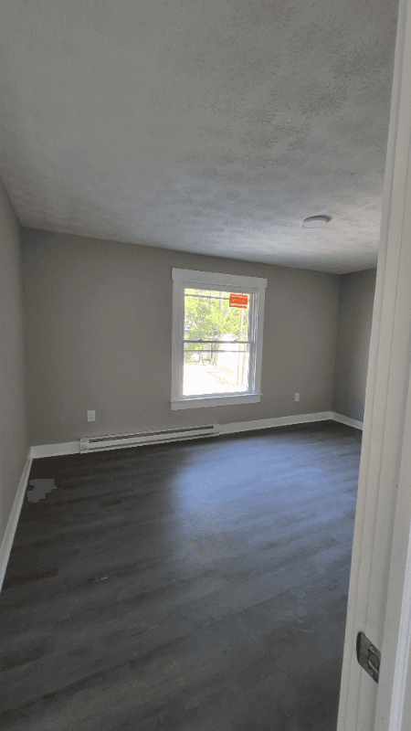 Dayton Multiplex: 916 Riverview Terrace - Upper