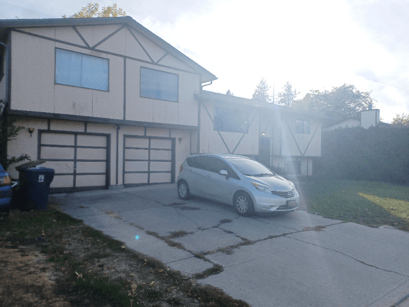 SPOKANE House: 3912 E HARTSON AVE