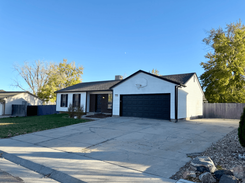 Federal Heights Single Room: 2708 W 98th Drive