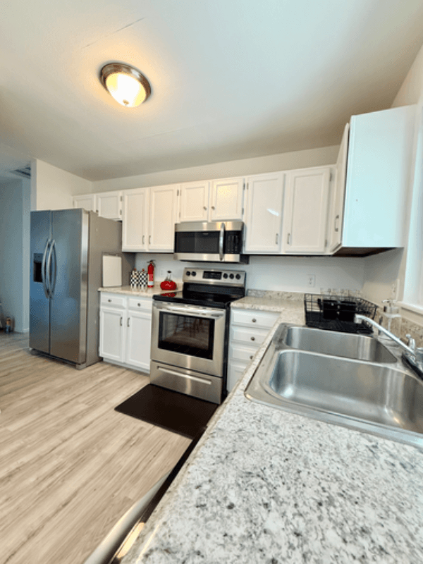 Federal Heights Single Room: 2708 W 98th Drive