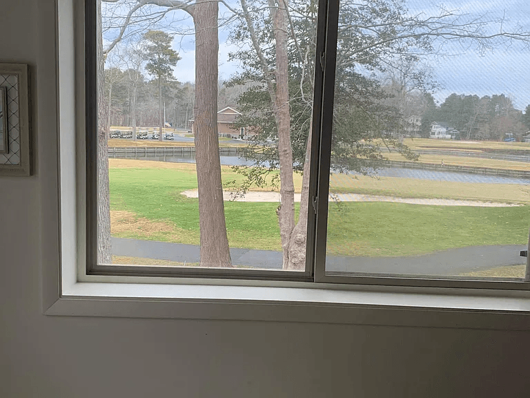 Ocean POines Townhome: 438 Ocean Pkwy