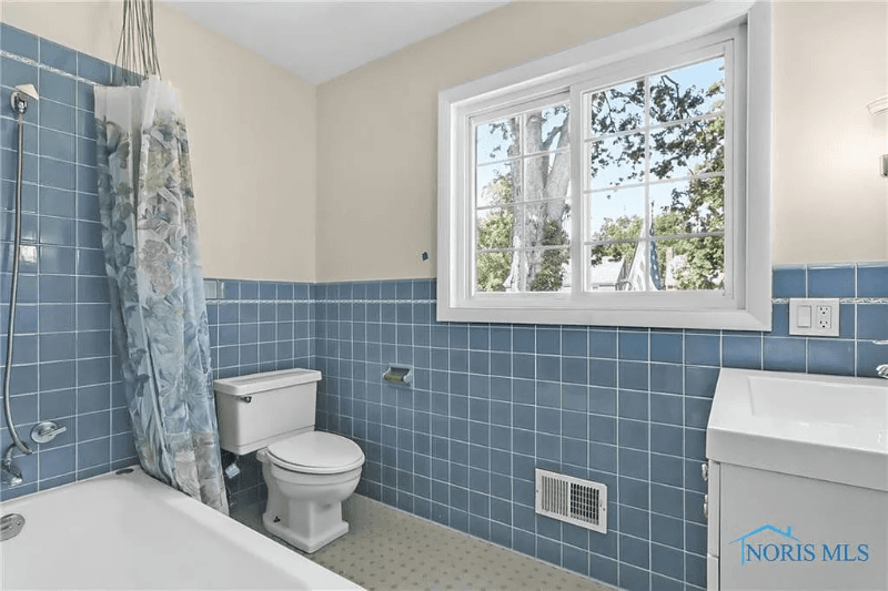 Toledo House: 2310 Goddard Rd