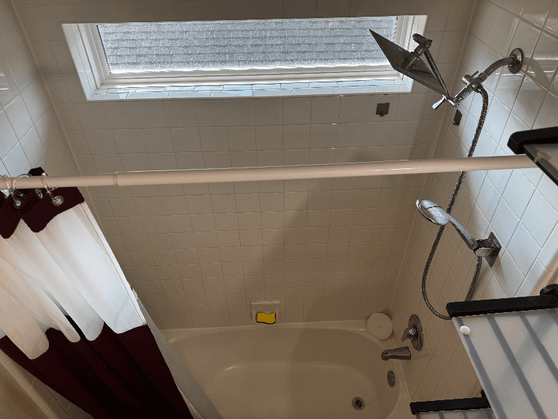 Alvin Single Room: 1 Quarterhorse Dr
