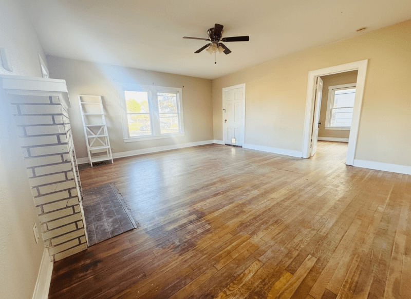 San Angelo House: 1835 Willow St