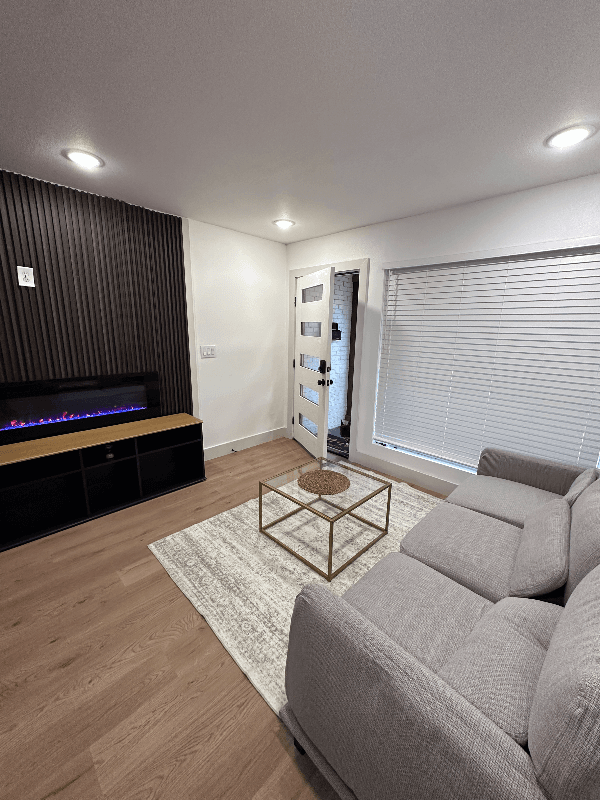 Dallas Single Room: 1219 Adelaide Dr
