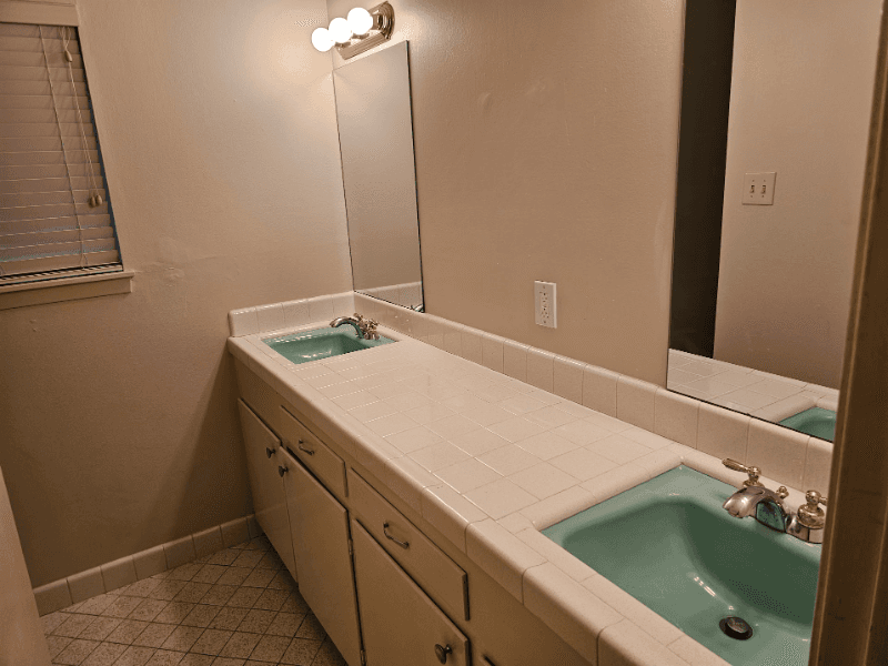 New Orleans House: 1942 Mediamolle Dr
