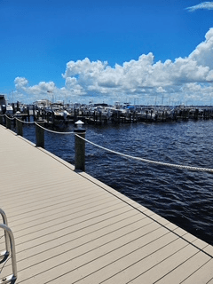 Jensen Beach Condo: 1600 NE Dixie Highway