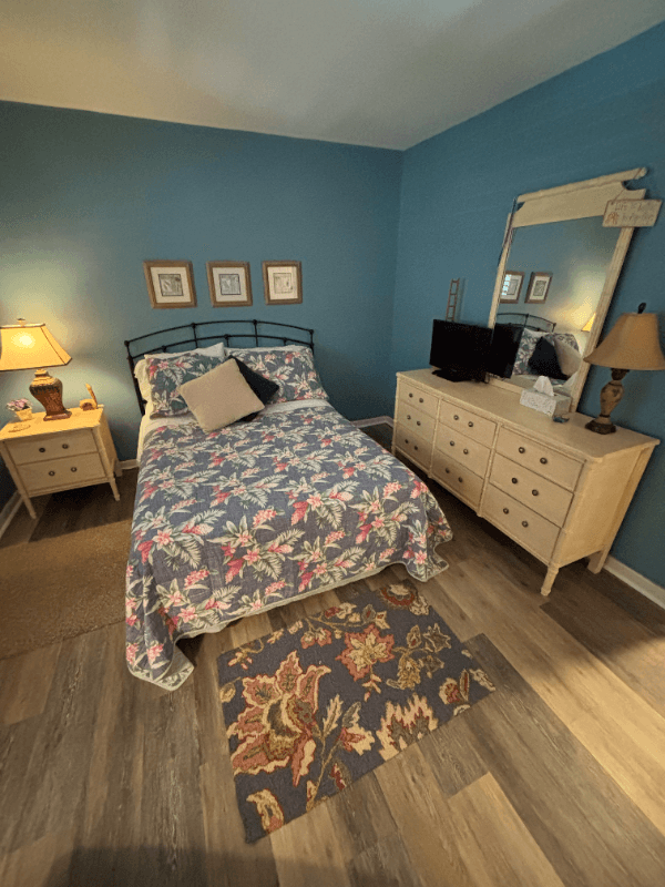 Jensen Beach Condo: 1600 NE Dixie Highway