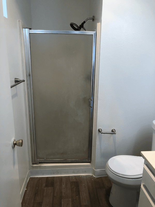 Glendale Apartment: 330 Pioneer dr