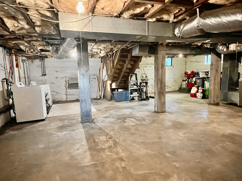 Staunton House: 511 Bowling St