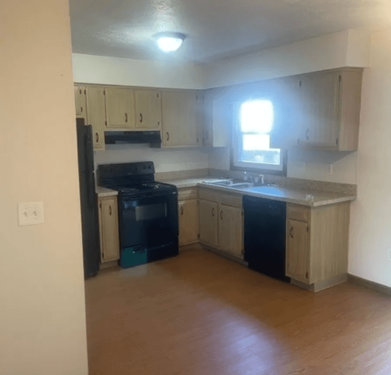 Massillon Townhome: 2206 Harsh Ave SE