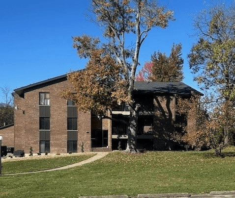 Cincinnati Apartment: 6801 Cheviot Road