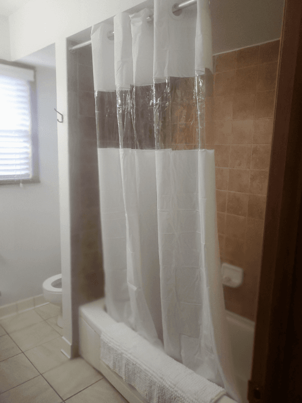 Springfield Apartment: 1215 E Elm