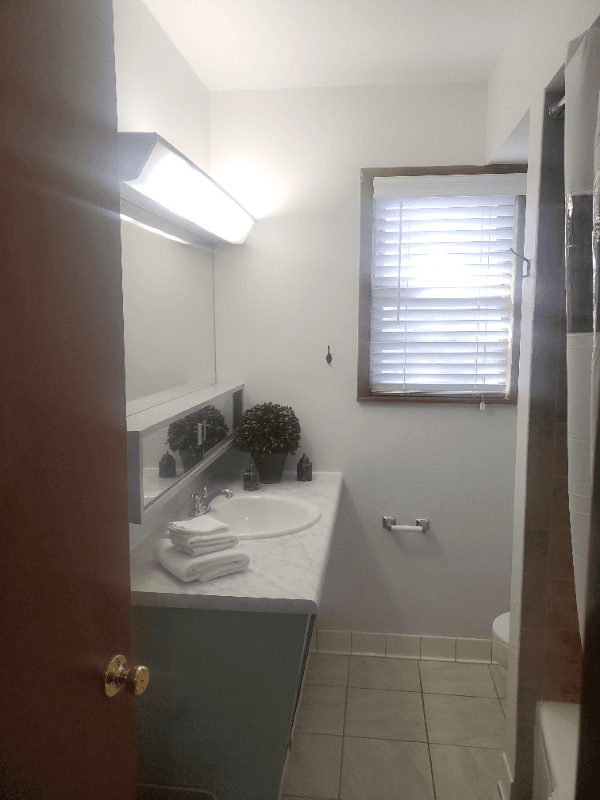 Springfield Apartment: 1215 E Elm