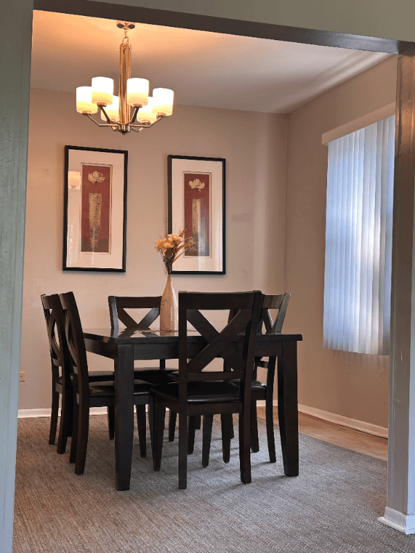 Chicago Single Room: 7353 S. Kenwood Avenue